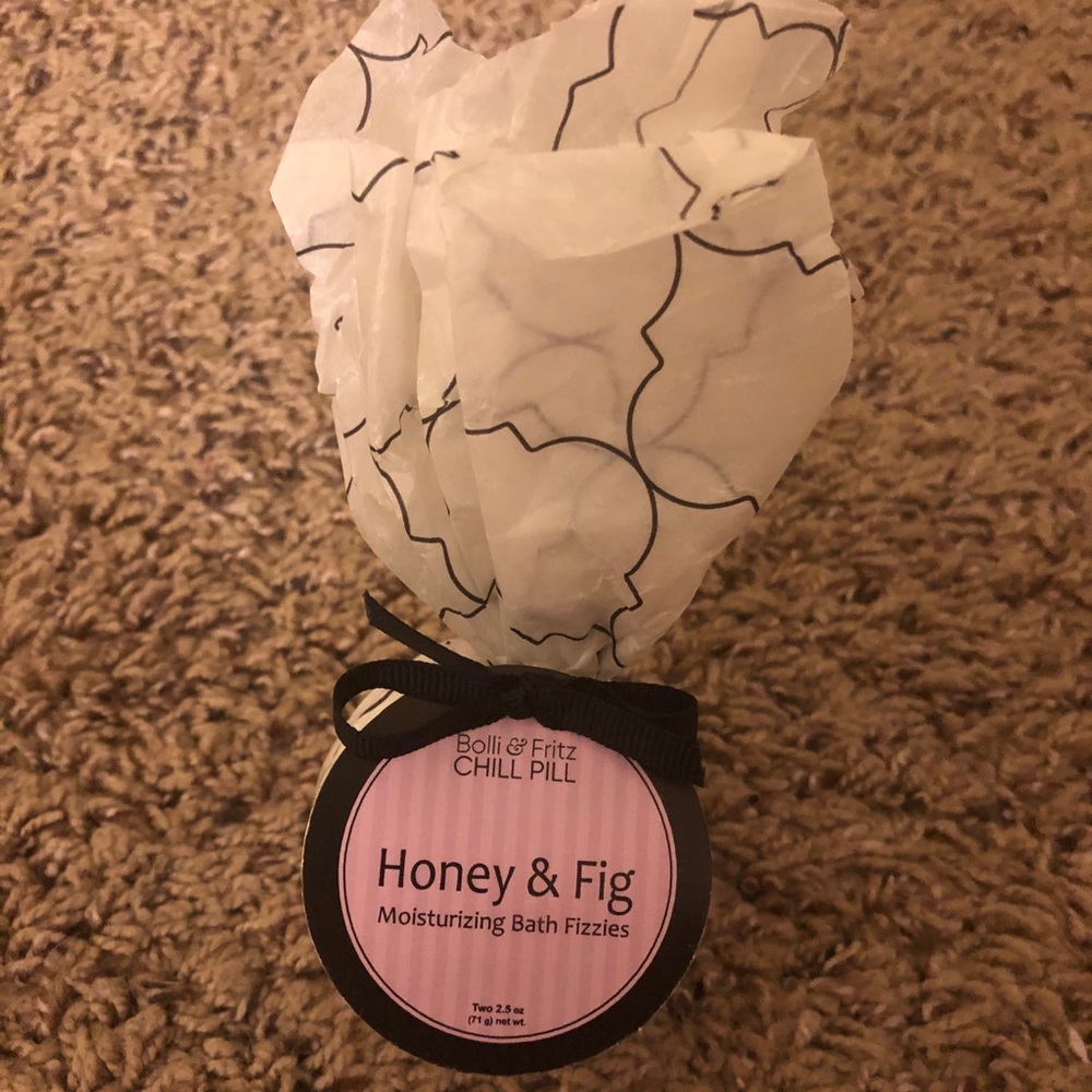 Bath bomb